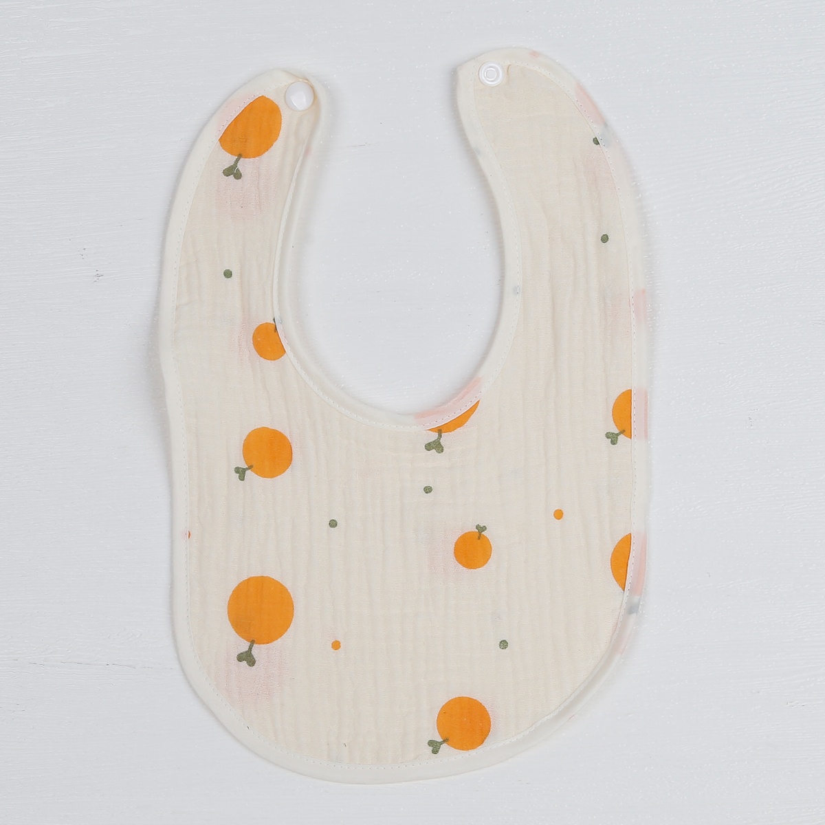 Yếm tròn KidsPlaza Muslin hình gấu PG23