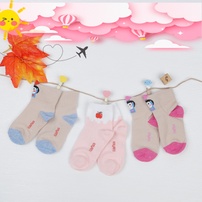 Set 3 tất thời trang bé gái in hình KidsPlaza DK22