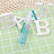 Bàn chải trẻ em Bee W33A lông siêu mềm (Màu ngẫu nhiên)