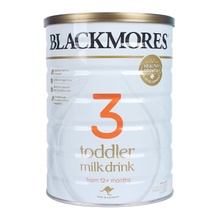 Sản phẩm dinh dưỡng công thức với mục đích ăn bổ sung cho trẻ từ 12 tháng tuổi Blackmores Toddler Milk Drink 900g