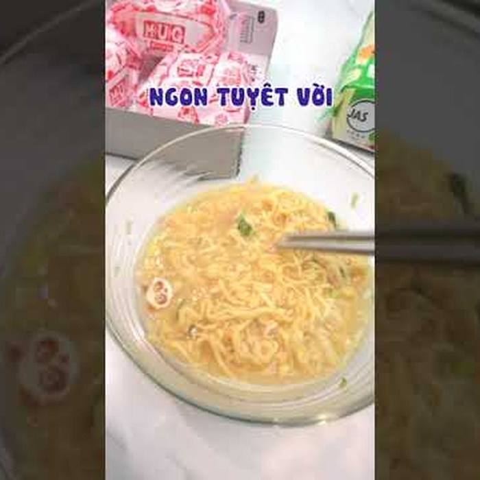 Mì Mug Nissin Nhật Bản ăn dặm cho bé trên 1 tuổi (Vàng) - video