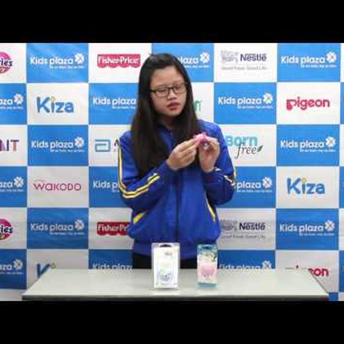Ty ngậm phát sáng Dr Brown (0 - 12 tháng) - video