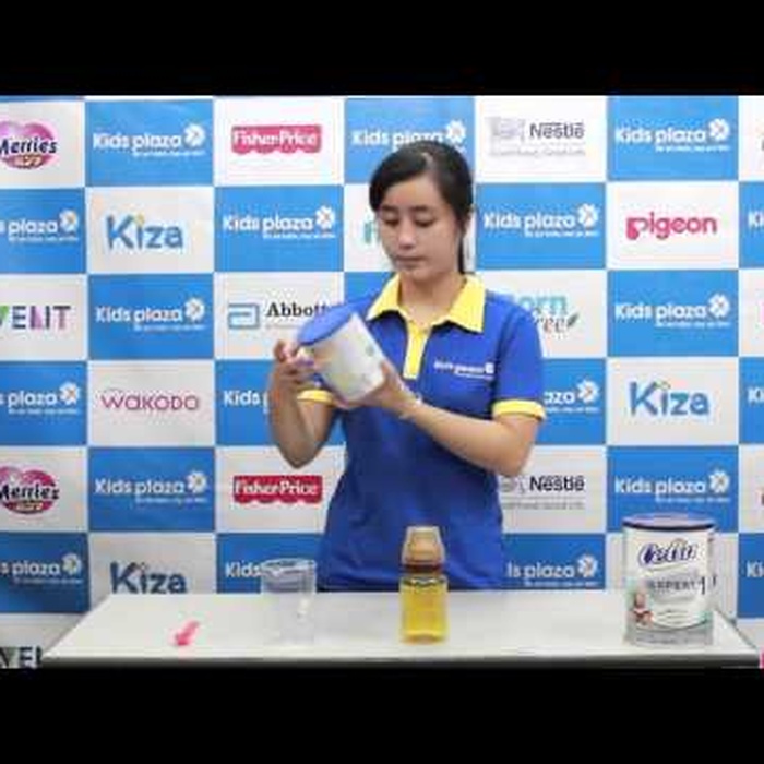 Sữa bột cho bé Celia Expert 1 (900g) - video