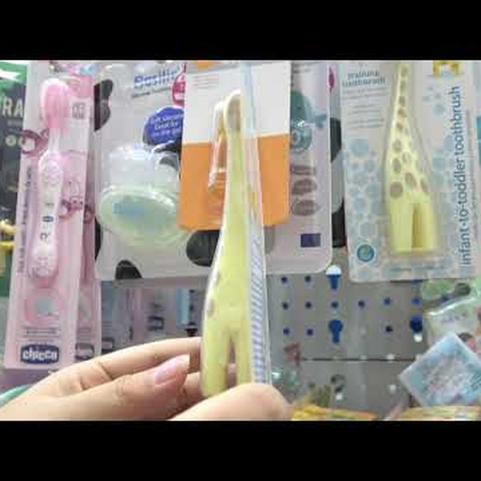 Bàn chải đánh răng cho bé DrBrown's - video