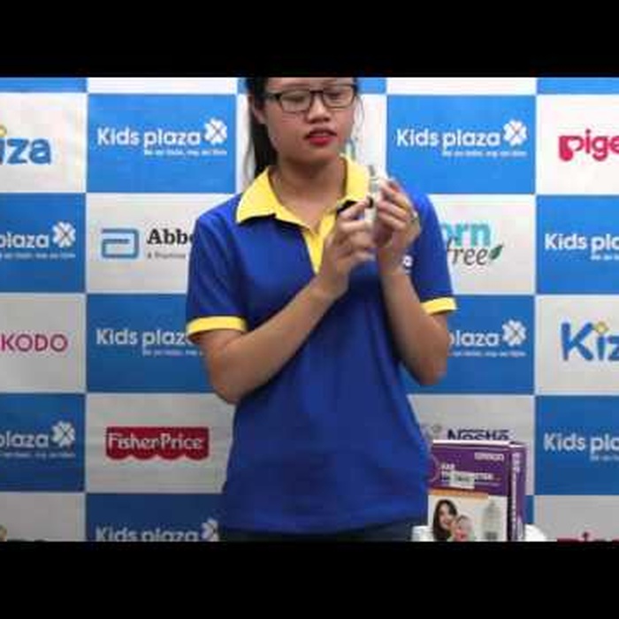 Nhiệt kế điện tử đo tai Omron TH-839S - video