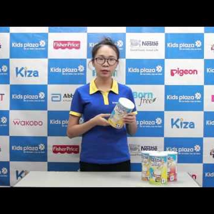 Bột pha sữa Nestle vị bích quy 400g cho bé 6M+ - video