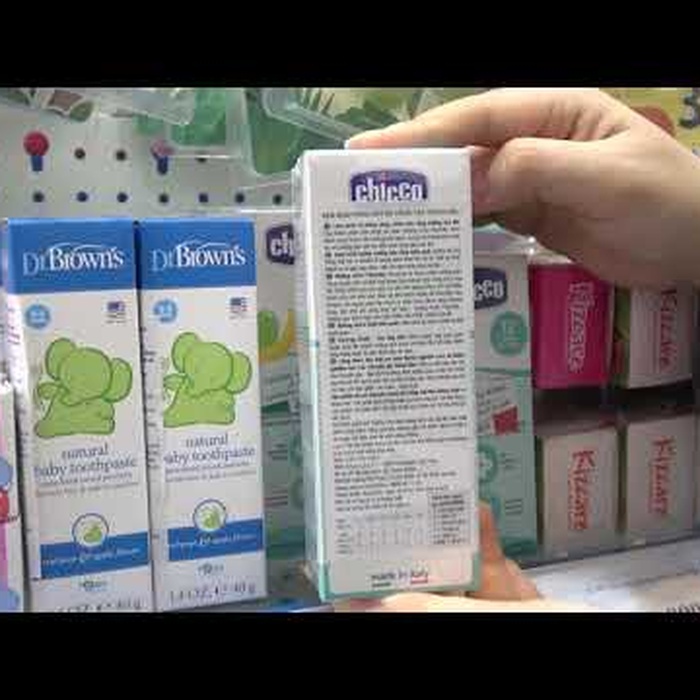 Kem đánh răng hương Chuối Táo Chicco 3201 cho bé trên 6 tháng tuổi - video