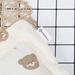 Gối lõm sơ sinh KidsPlaza Muslin hình gấu PG23 - mặt trái