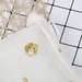Gối lõm sơ sinh KidsPlaza Muslin hình mèo PG23 - mặt trái