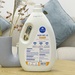 Nước giặt xả Mamago - hương trái cây 3000ml - mặt phải
