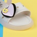 Sandal cho bé gái đính trái tim AC22H màu trắng - góc nghiêng