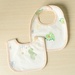 Set 2 yếm chống thấm nhiều hình Muslin AC25 (Mẫu ngẫu nhiên) - mặt trước