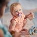 Ty ngậm thông khí lime Philips Avent 6-18M SCF080/08 vỉ đôi (Hồng, tím) - góc nghiêng
