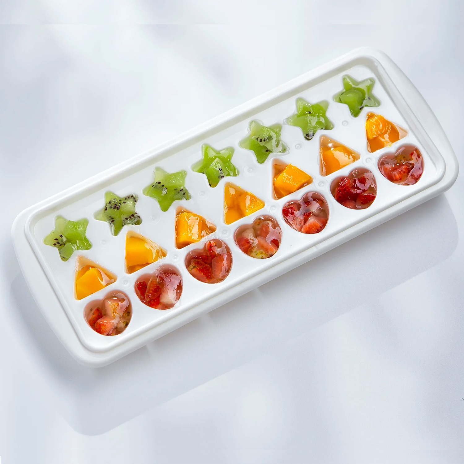 Khay đá Kari 21 viên có nắp và khay dùng