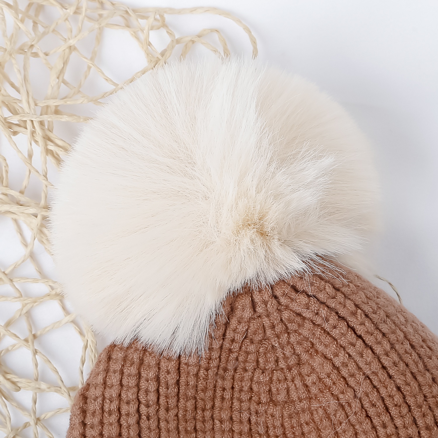 Mũ len cho bé KidsPlaza 25K-B02 hình gấu (Nâu) hình 3