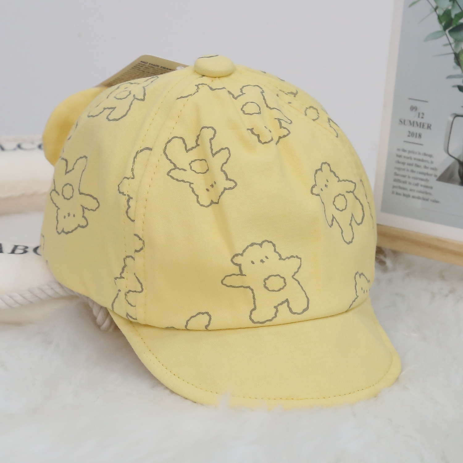 Mũ lưỡi trai thời trang in hình gấu KidsPlaza 24K-H10 S46 (Vàng) hình 1