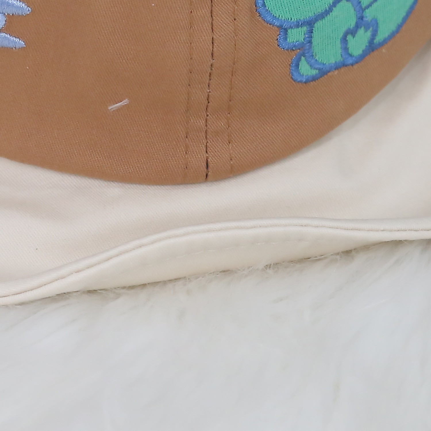 Mũ lưỡi trai thời trang in khủng long KidsPlaza 24K-H12 S48 (Màu nâu)