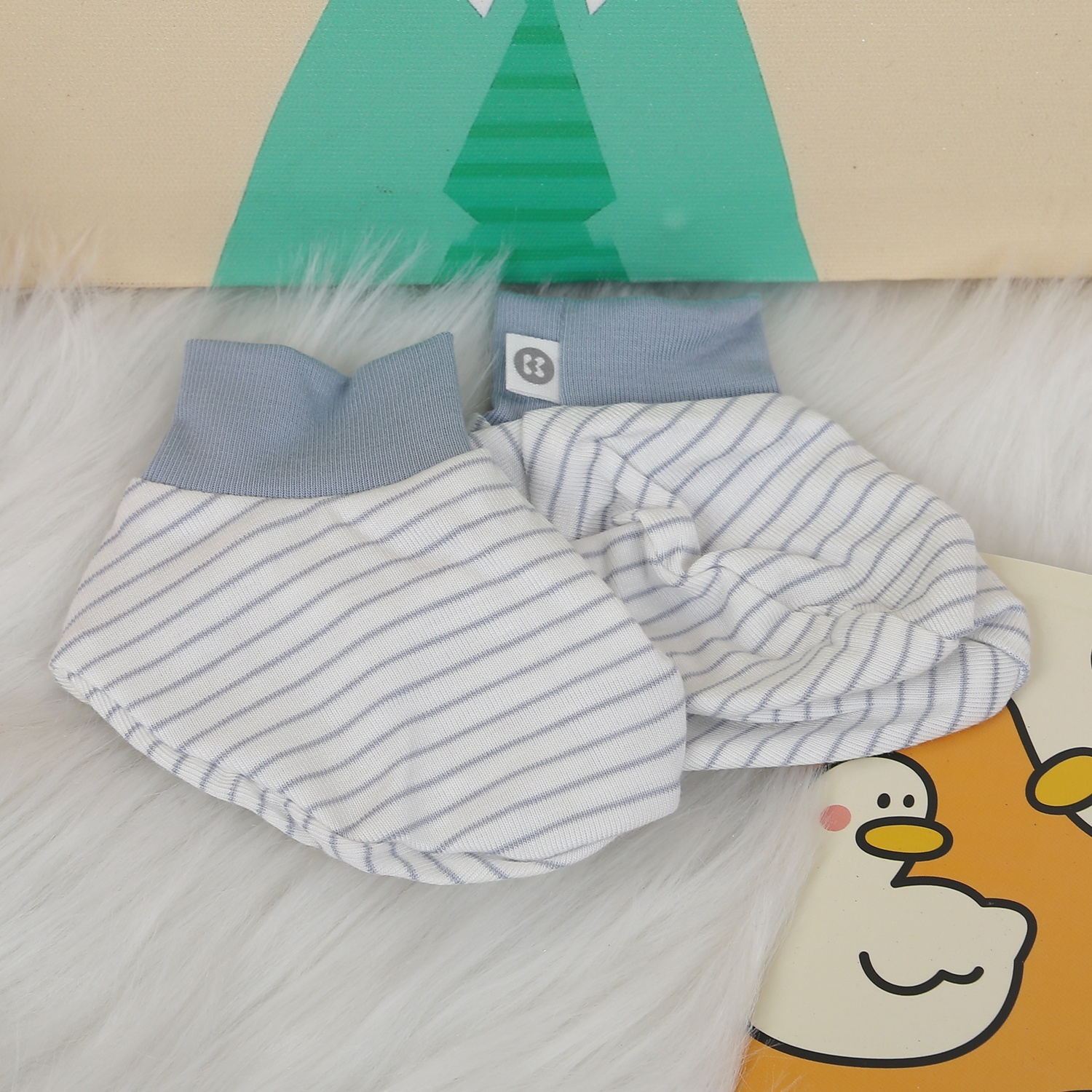 Set bao tay, bao chân KidsPlaza Otis ND24H (Xanh kẻ) hình 4