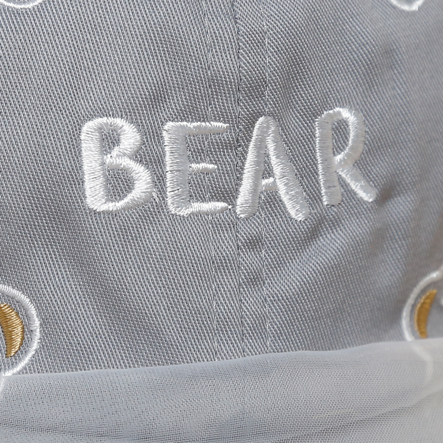 Mũ lưỡi trai phủ voan Kidsplaza thêu bear DN25 