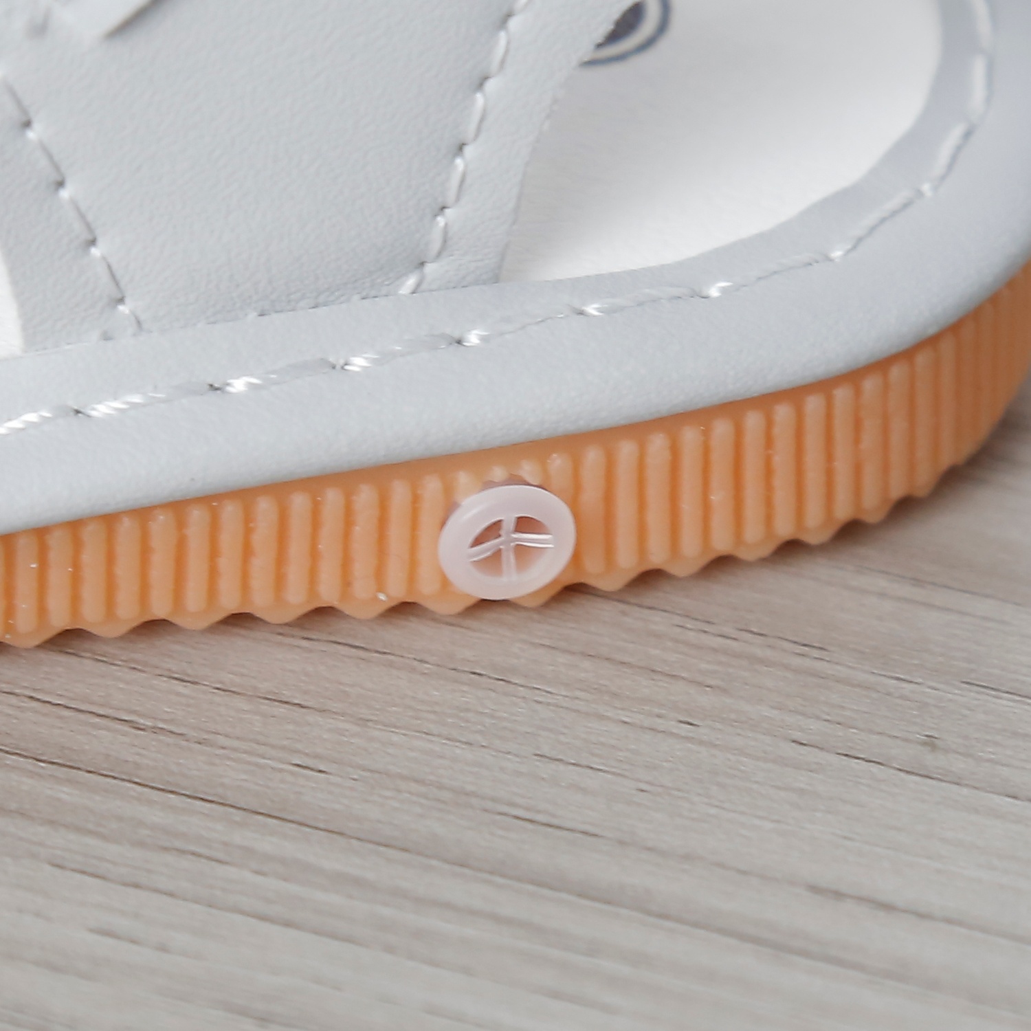 Dép sandal tập đi kèn Mamago 25M-S3 gắn Koala (Xám)