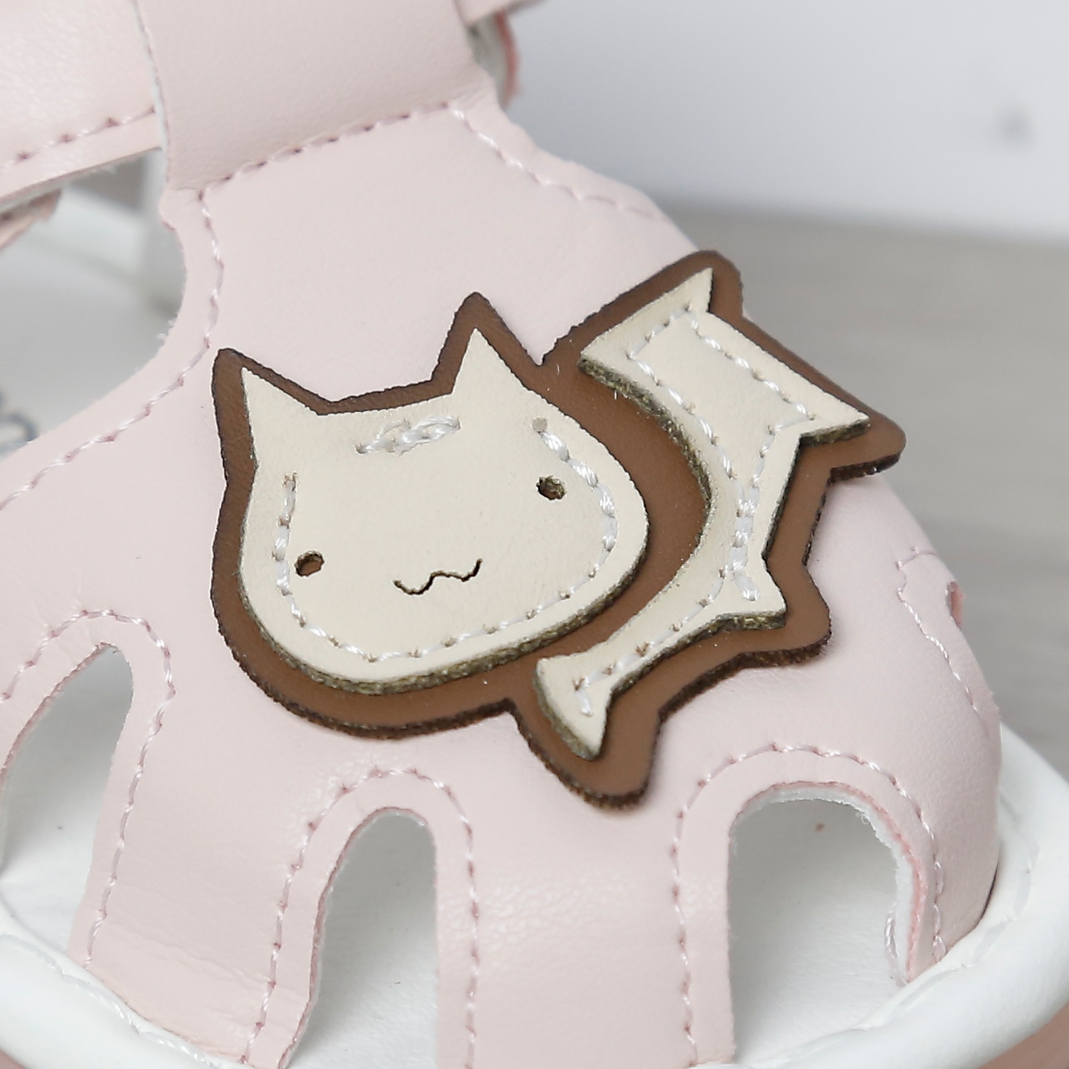 Dép sandal tập đi kèn Mamago 25MS10 Cat (Hồng)