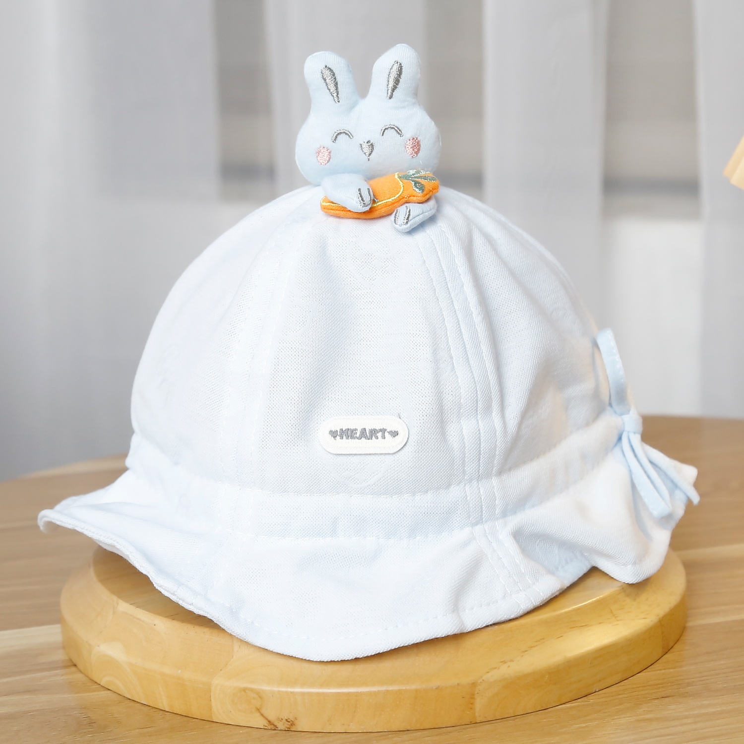 Mũ thời trang KidsPlaza thỏ và cà rốt 25K-H03 Size 48 (Xanh)