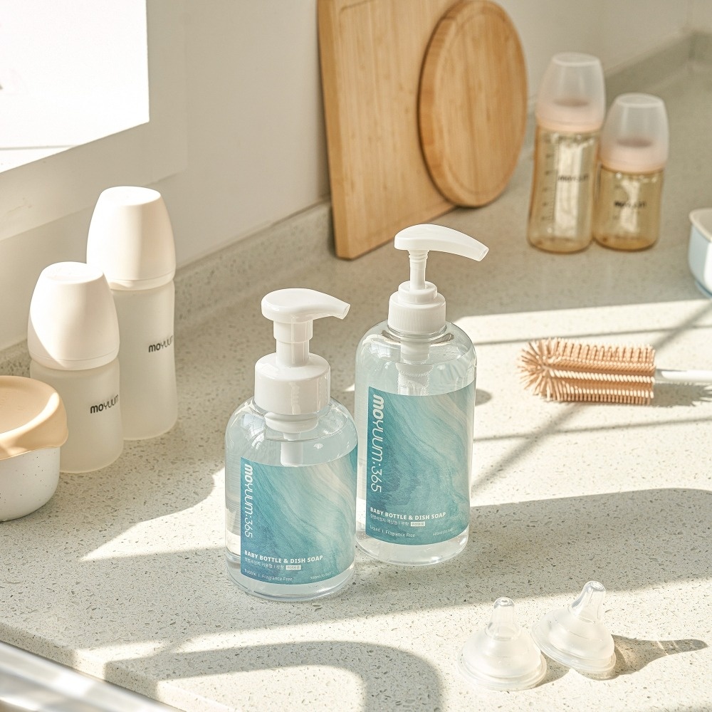 Nước rửa bình Moyuum 365 muối biển, thuần chay 500ml (dạng bọt) hình 3