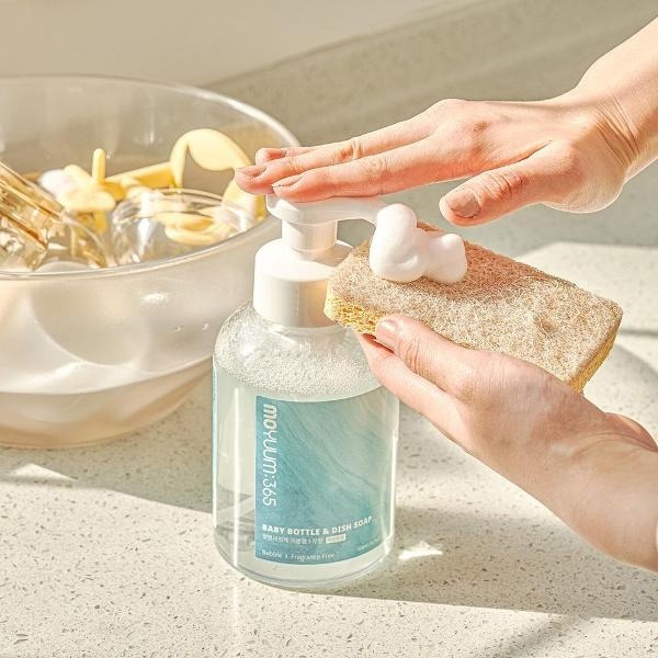 Nước rửa bình Moyuum 365 muối biển, thuần chay 500ml (dạng bọt) hình 2