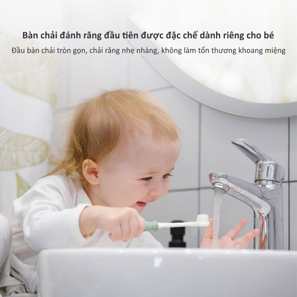 Bàn chải dánh răng lông mềm Kuku cho bé từ 0-3 tuổi