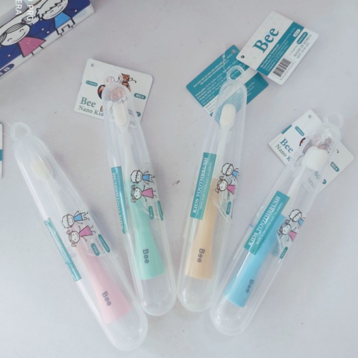Bàn chải trẻ em Bee W33A lông siêu mềm (Màu ngẫu nhiên) hình 3