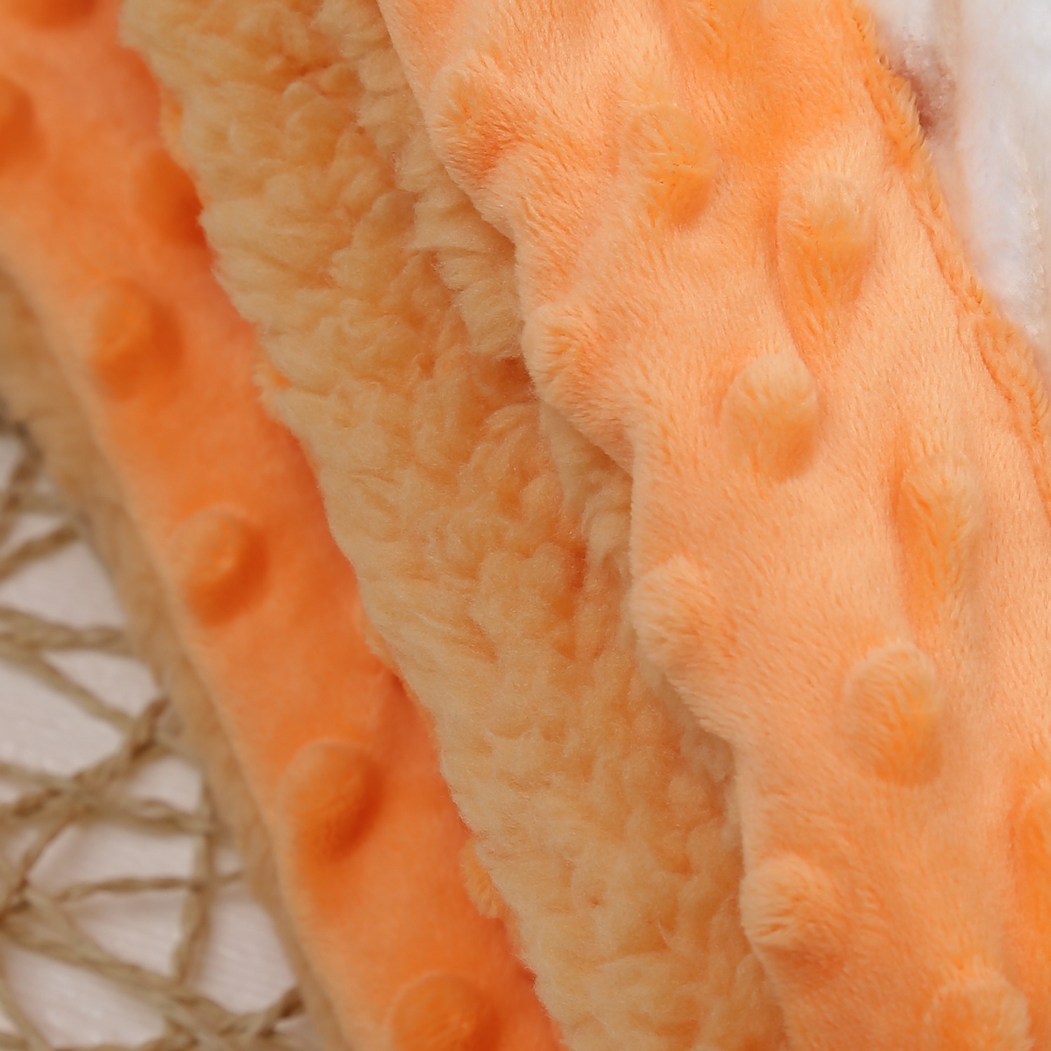 Chăn bông KidsPlaza in thỏ và quả cam 23K-B5 hình 3