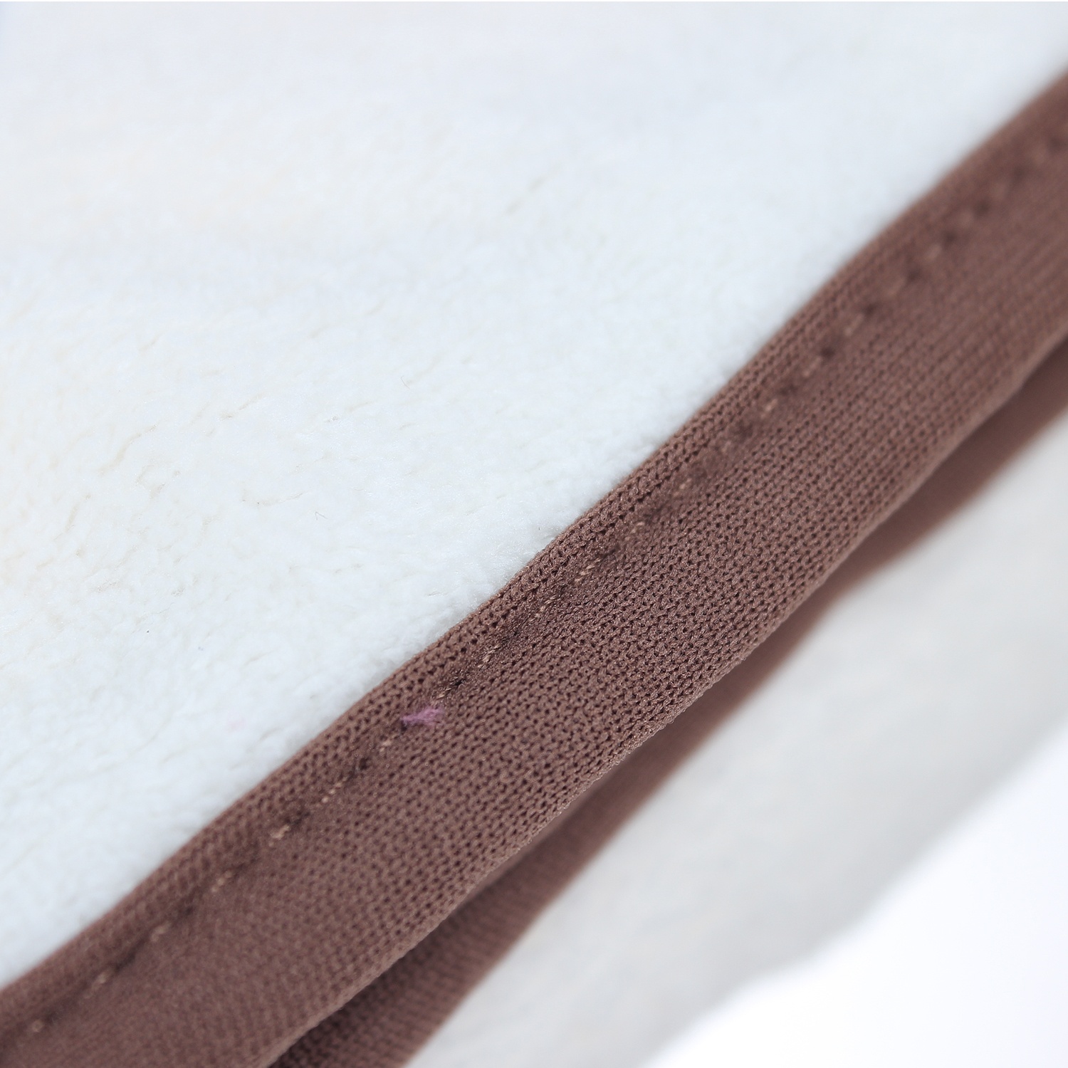 Chăn bông Mamago thêu hình chú khỉ tinh nghịch MM03 hình 4