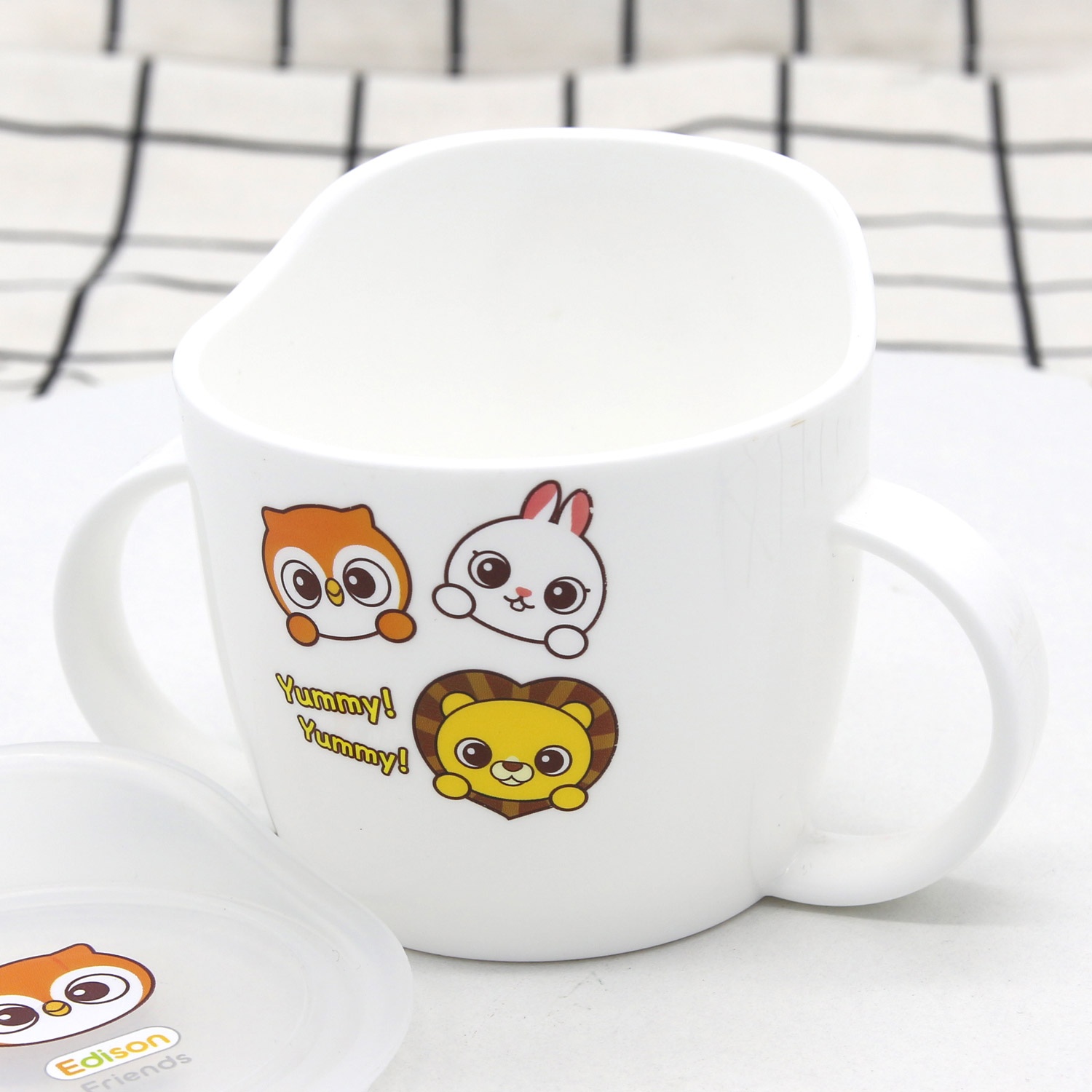 Cốc tập uống Edison màu trắng có nắp đậy hình 2