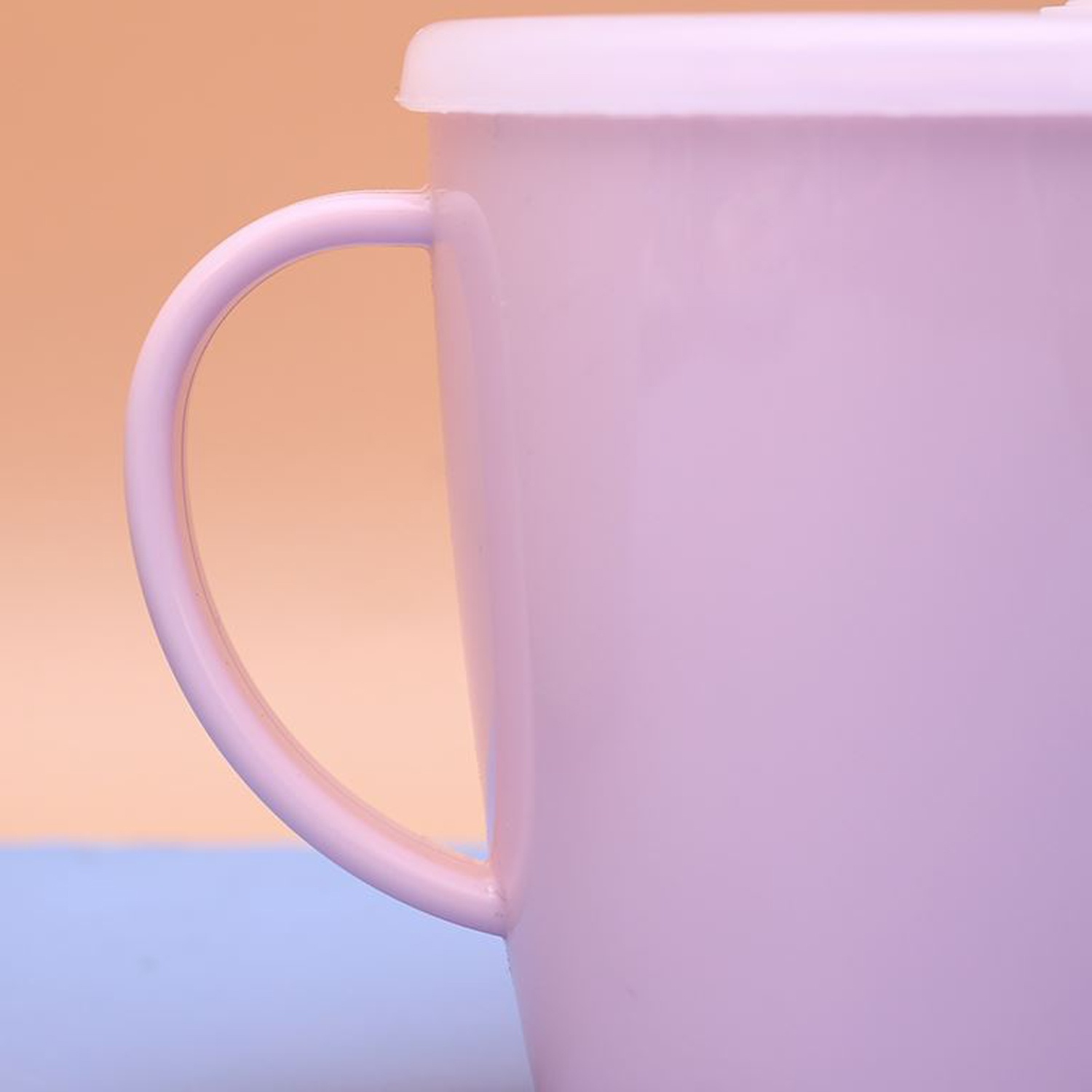  Cốc uống nước Konbini có lỗ cắm ống hút 300ml (Hồng) hình 2