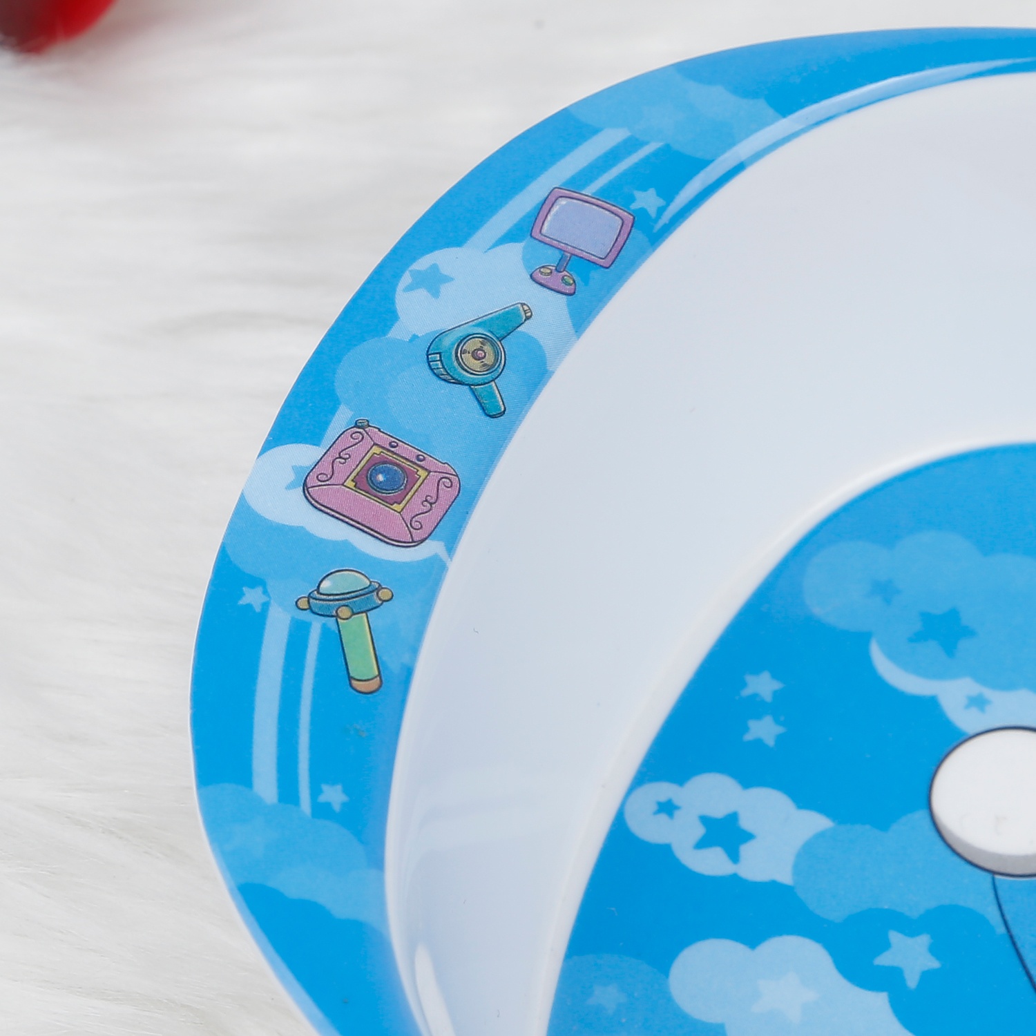 Bắt ăn cho bé có tai B225