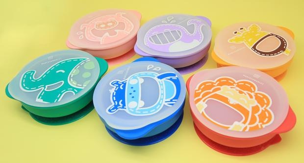 Bát ăn dặm silicone có đế hút chân không chống đổ Marcus & Marcus (Màu ngẫu nhiên) hình 2
