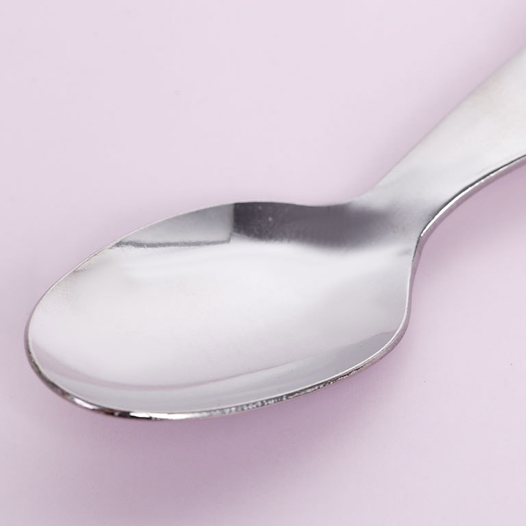 Thìa inox Konbini cho bé kèm hộp đựng hình thú (Màu ngẫu nhiên) hình 4