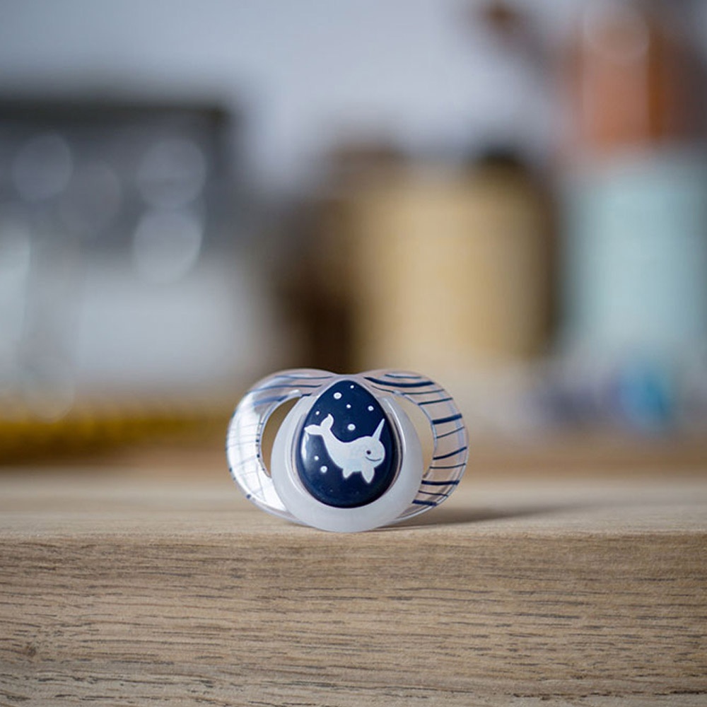 Ti ngậm dạ quang Tommee Tippee 6-18M vỉ đơn hình 5