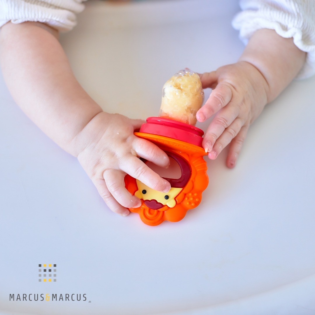 Túi nhai ăn dặm chống hóc Silicon kèm gặm nướu Marcus & Marcus hình 4