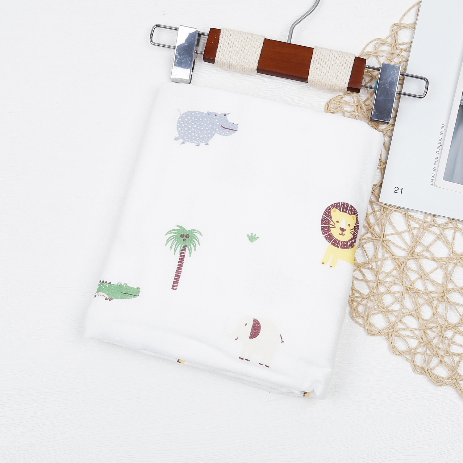 Khăn tắm xuất Nhật in hình 6 Lớp (90x90cm) (Mẫu ngẫu nhiên) hình 1