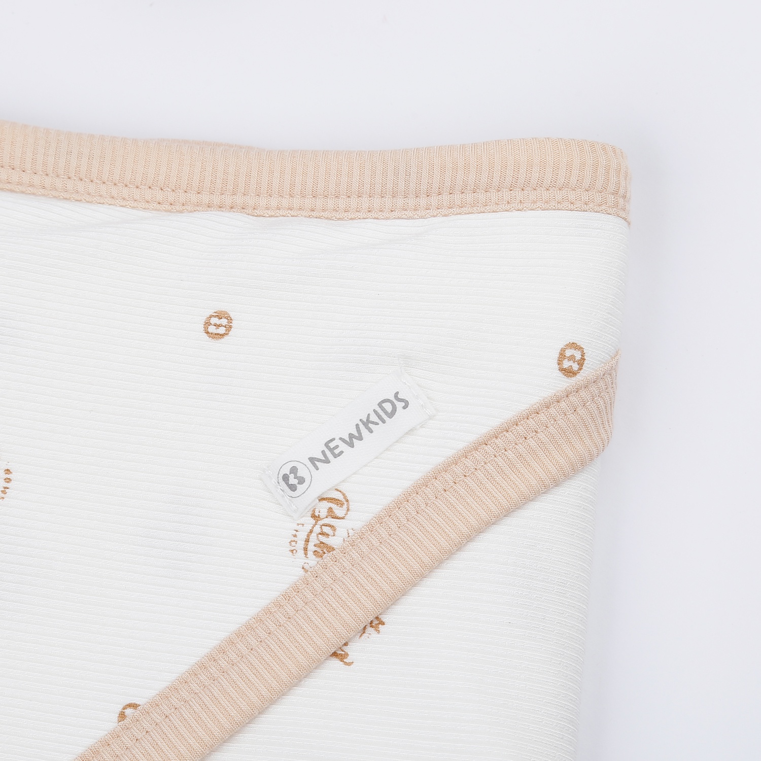 Chăn ủ có mũ KidsPlaza in Fresh air ND23H (Trắng) hình 2