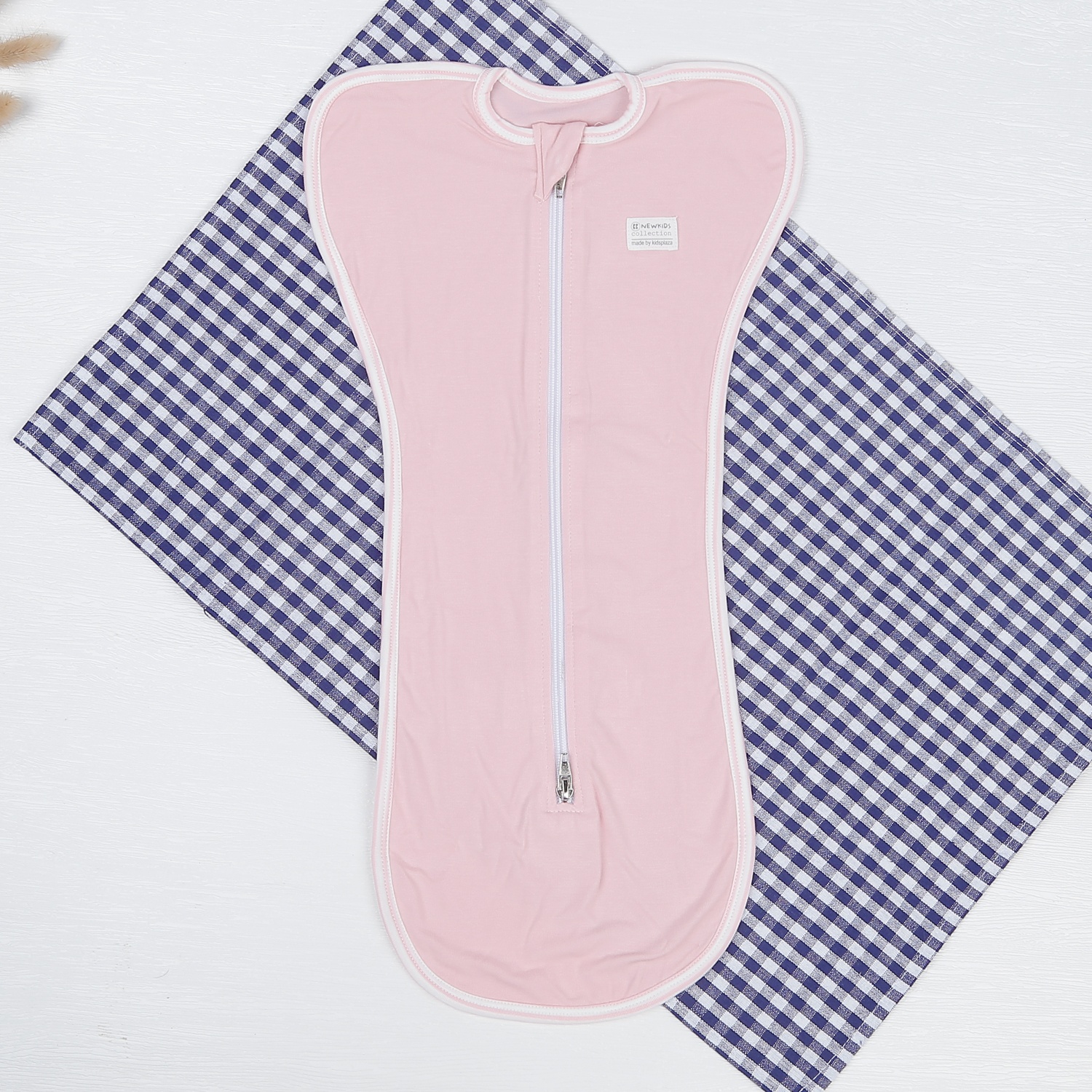 Ủ kén sơ sinh KidsPlaza Otis Hồng ND22T size S/M hình 1