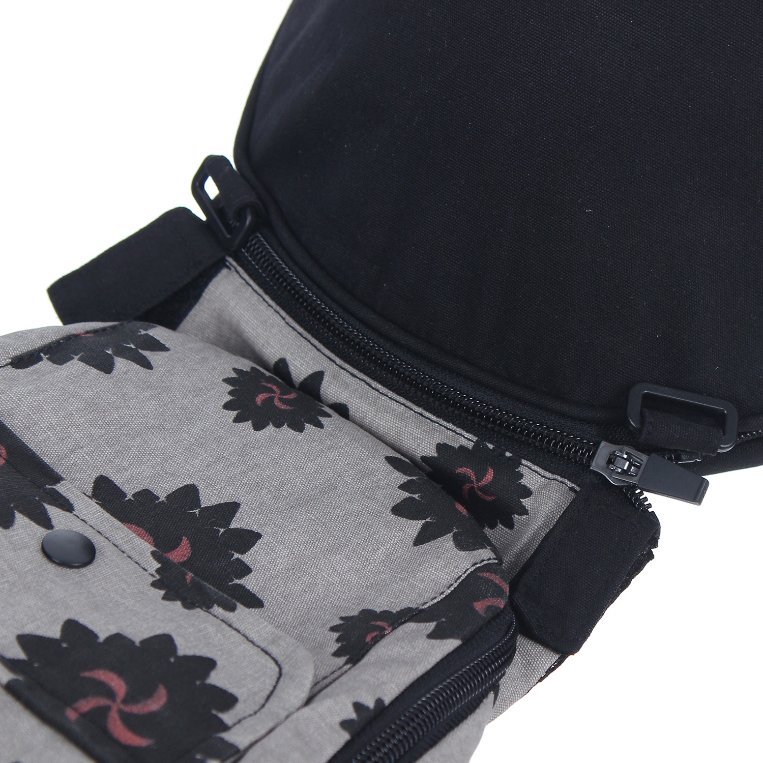 địu ngồi sau xe máy cho bé