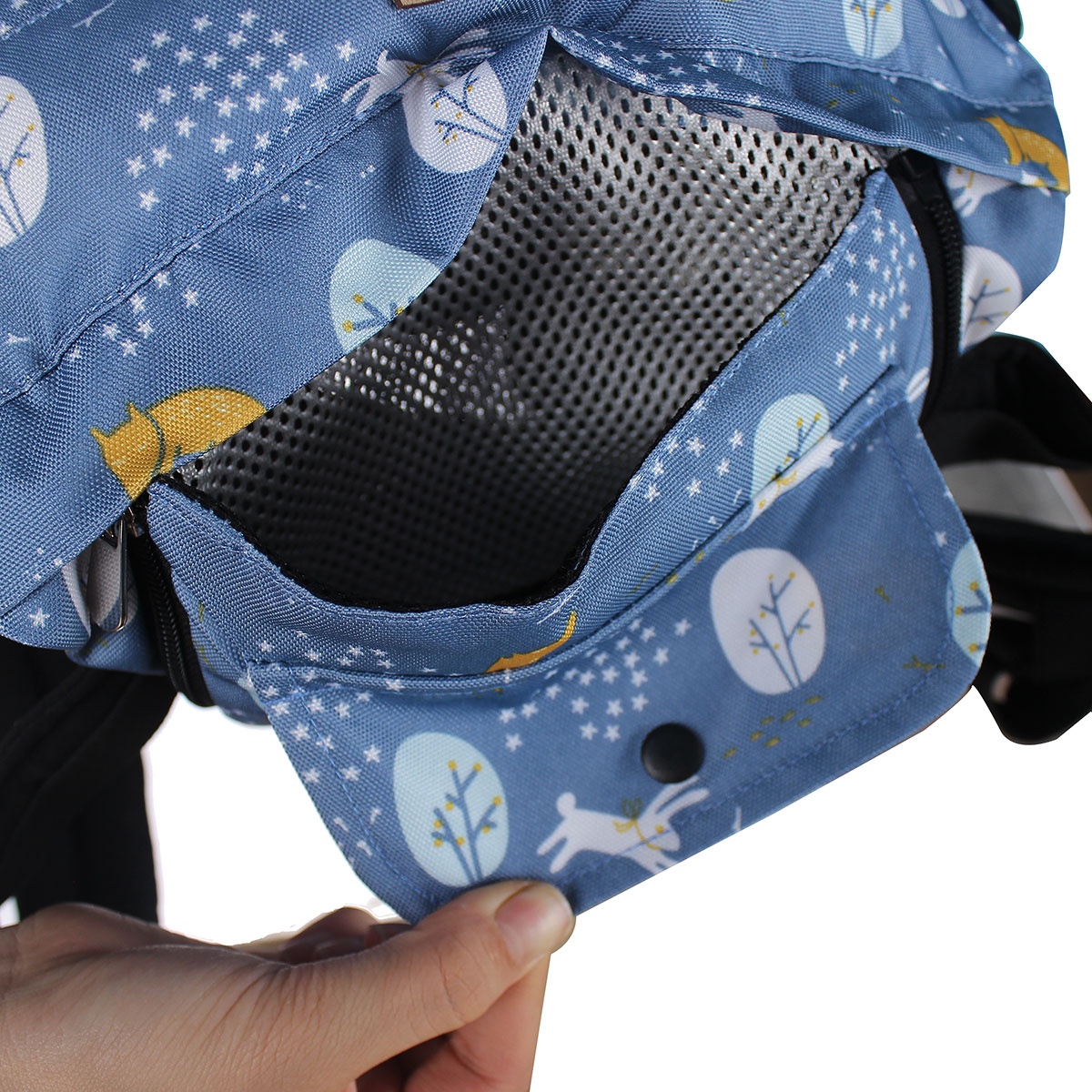 địu ngồi sau xe máy cho bé