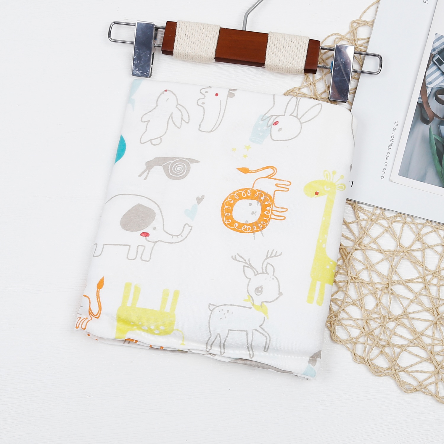 Khăn tắm Nhật in hình 4 lớp 90x90 hình 1