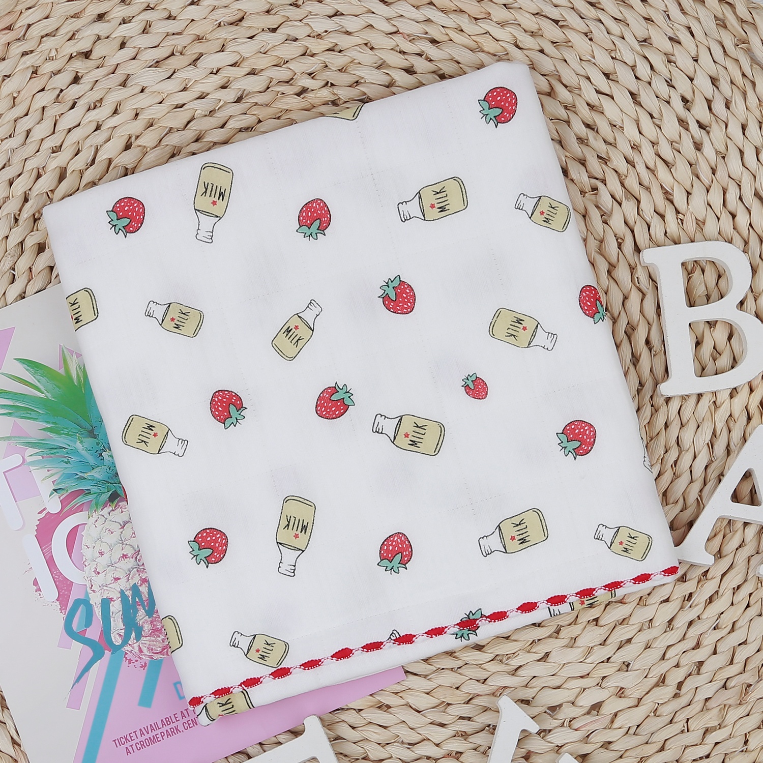 Khăn tắm xuất Nhật in hình AC 90x90cm hình 3