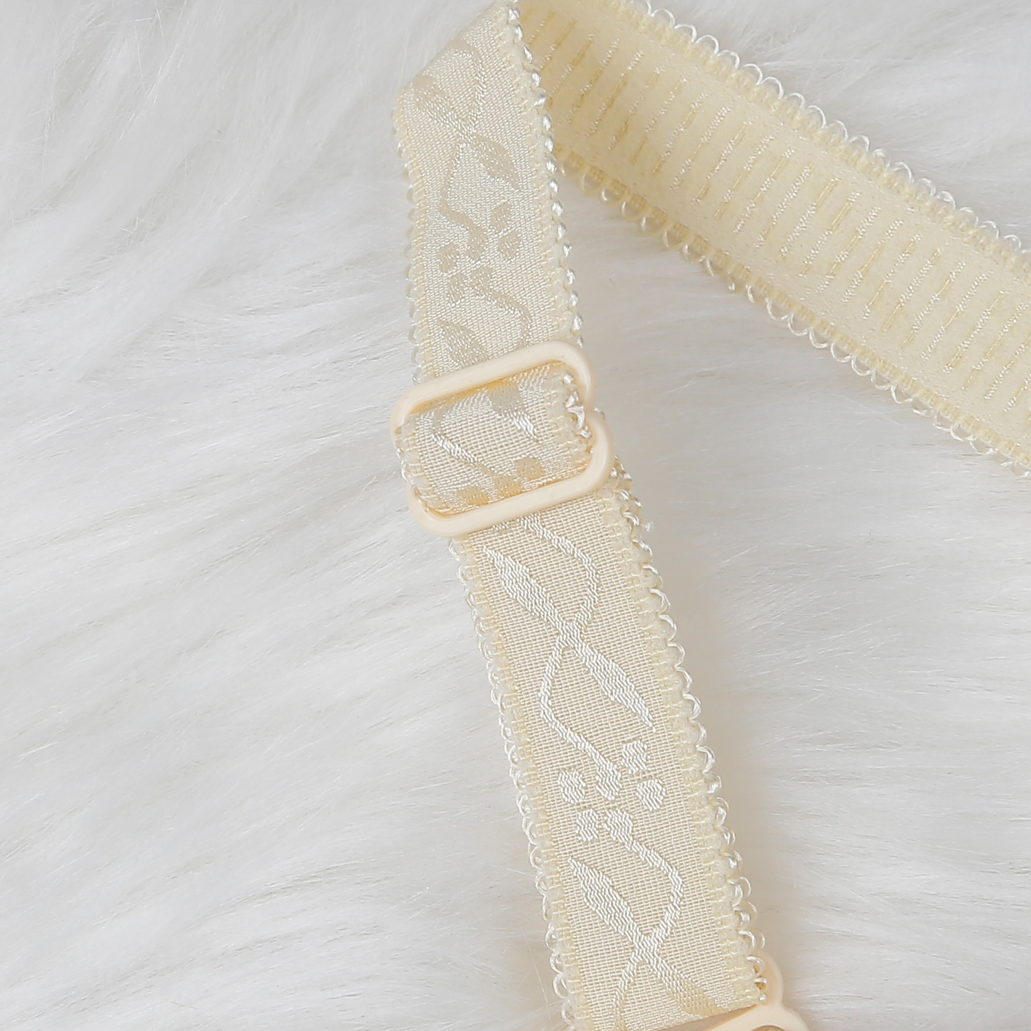 Áo lót có đệm khuy bấm 677 AC22 (Vàng) hình 2