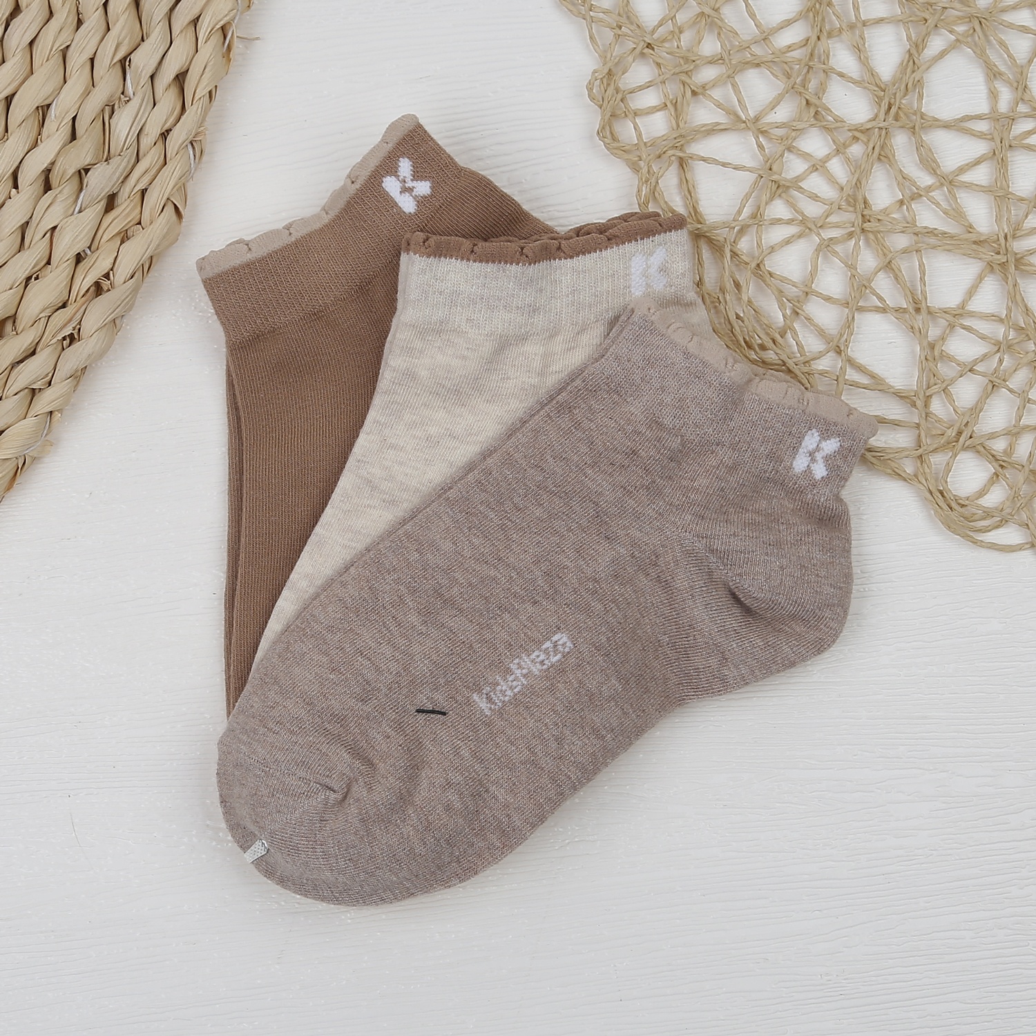 Set 3 tất cho mẹ KidsPlaza chữ K DK23D (Be nâu) hình 1