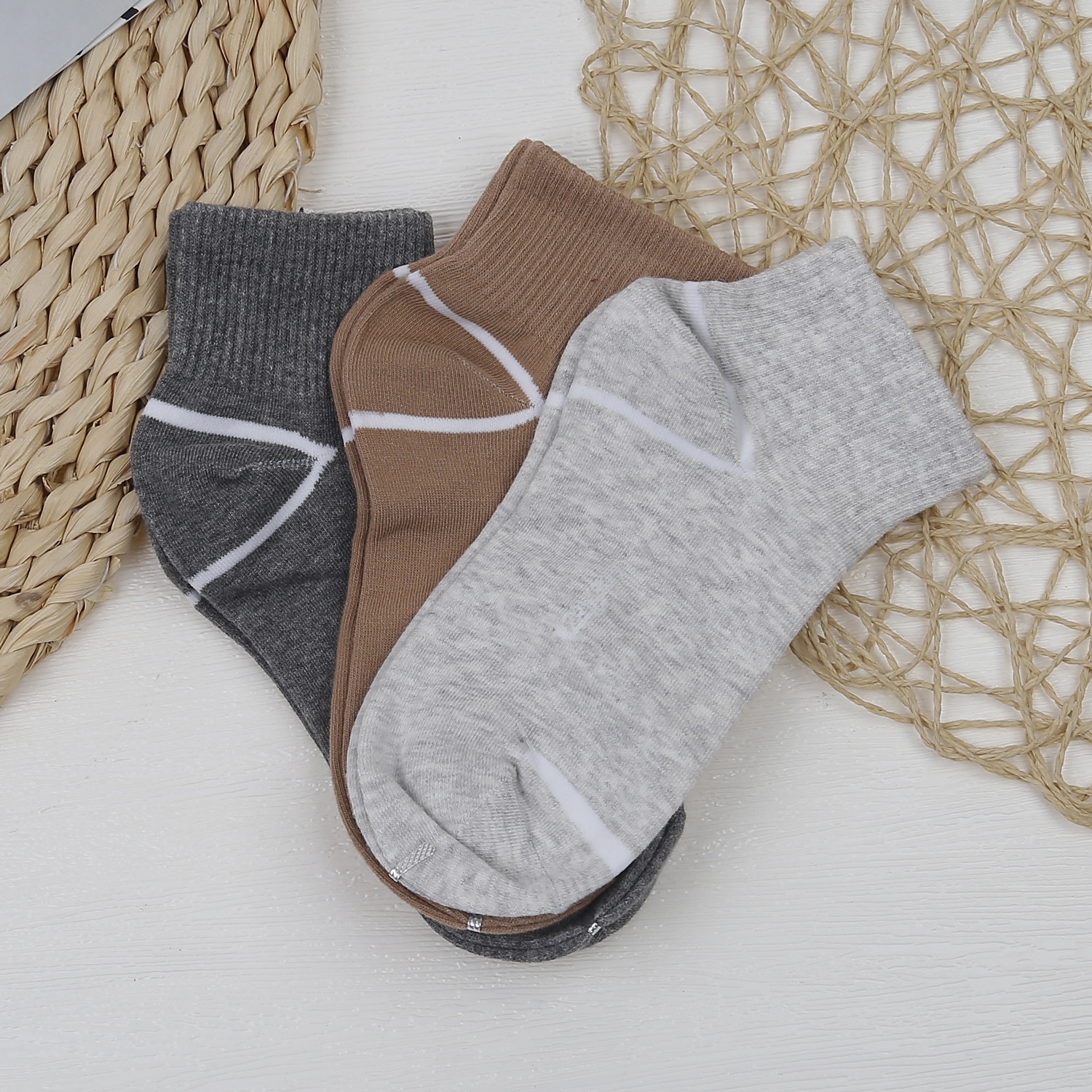 Set 3 tất cho mẹ KidsPlaza kẻ DK23D (Xám-ghi-nâu) hình 1