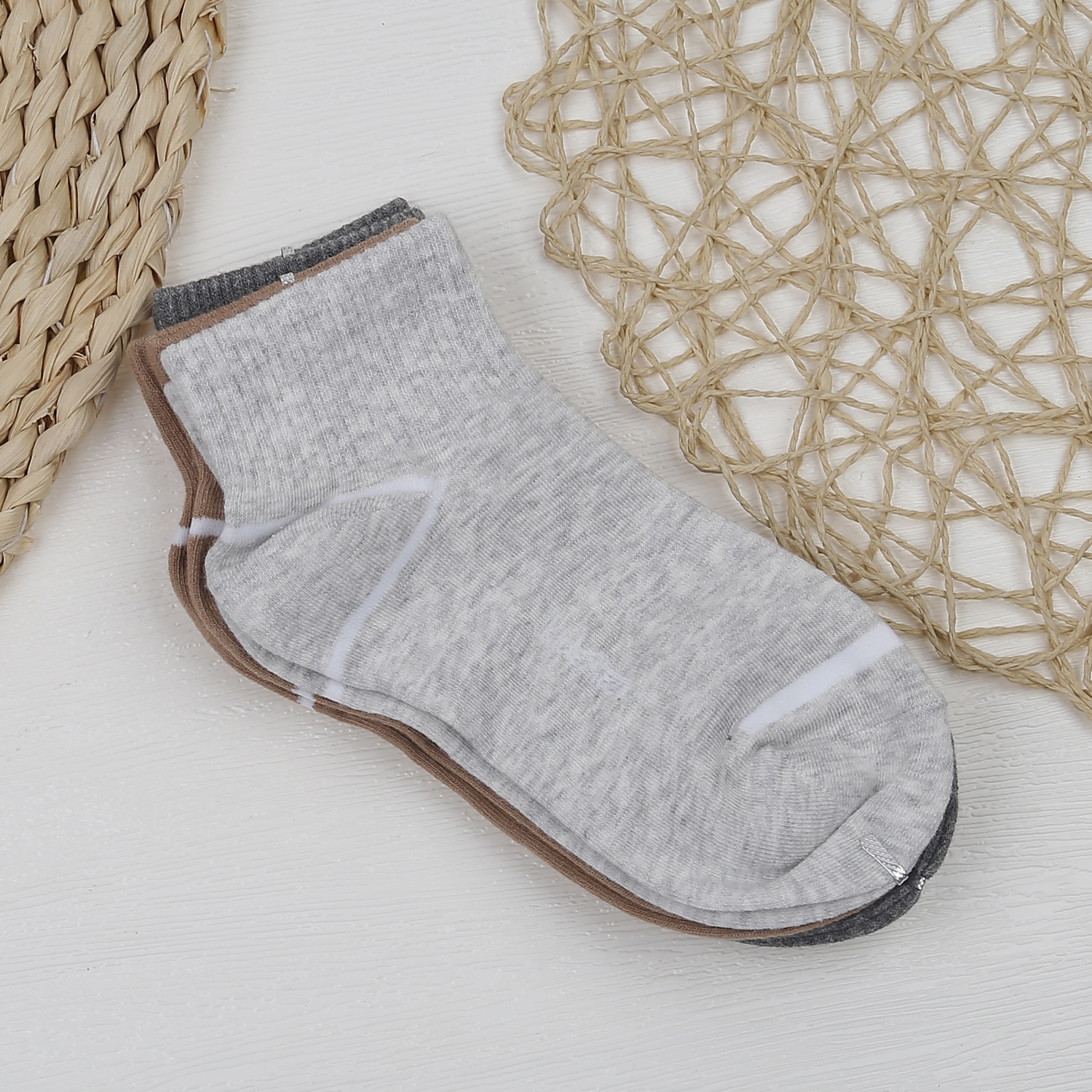 Set 3 tất cho mẹ KidsPlaza kẻ DK23D (Xám-ghi-nâu) hình 2